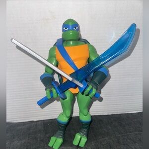 Rise Of The Teenage Mutant Ninja Turtle Leonardo Giant Action Figure 2018 swords